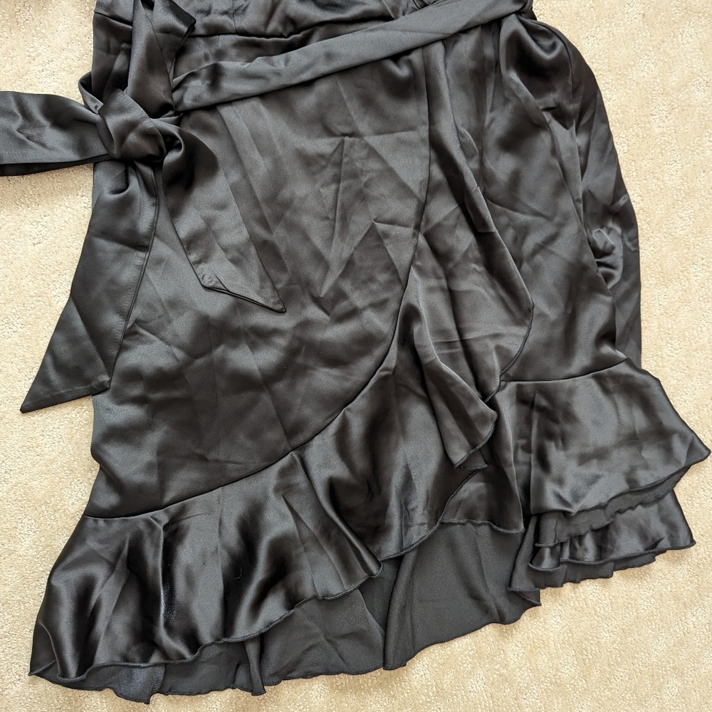 NWT Shein Satin Wrap Dress - Picture 3 of 5